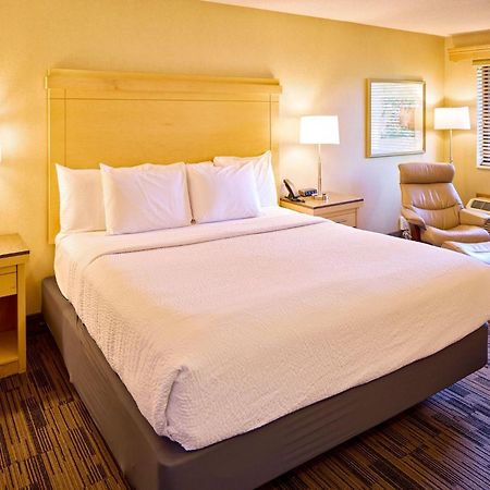 Livinn Hotel Cincinnati North/ Sharonville Εξωτερικό φωτογραφία